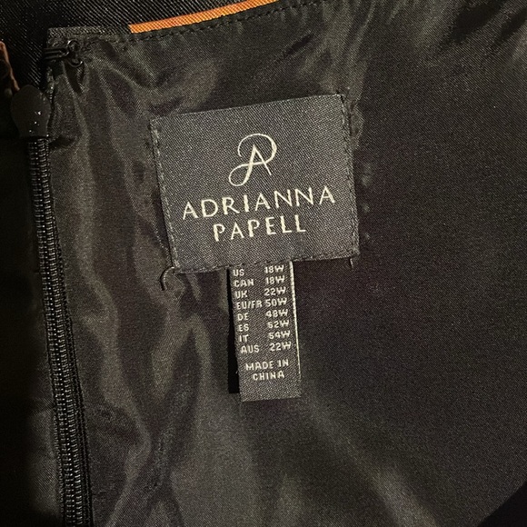 Adrianna Papell
Plus Size Mikado Floral Print Notch Scoop Neck Sleeveless Dress - Picture 5 of 8